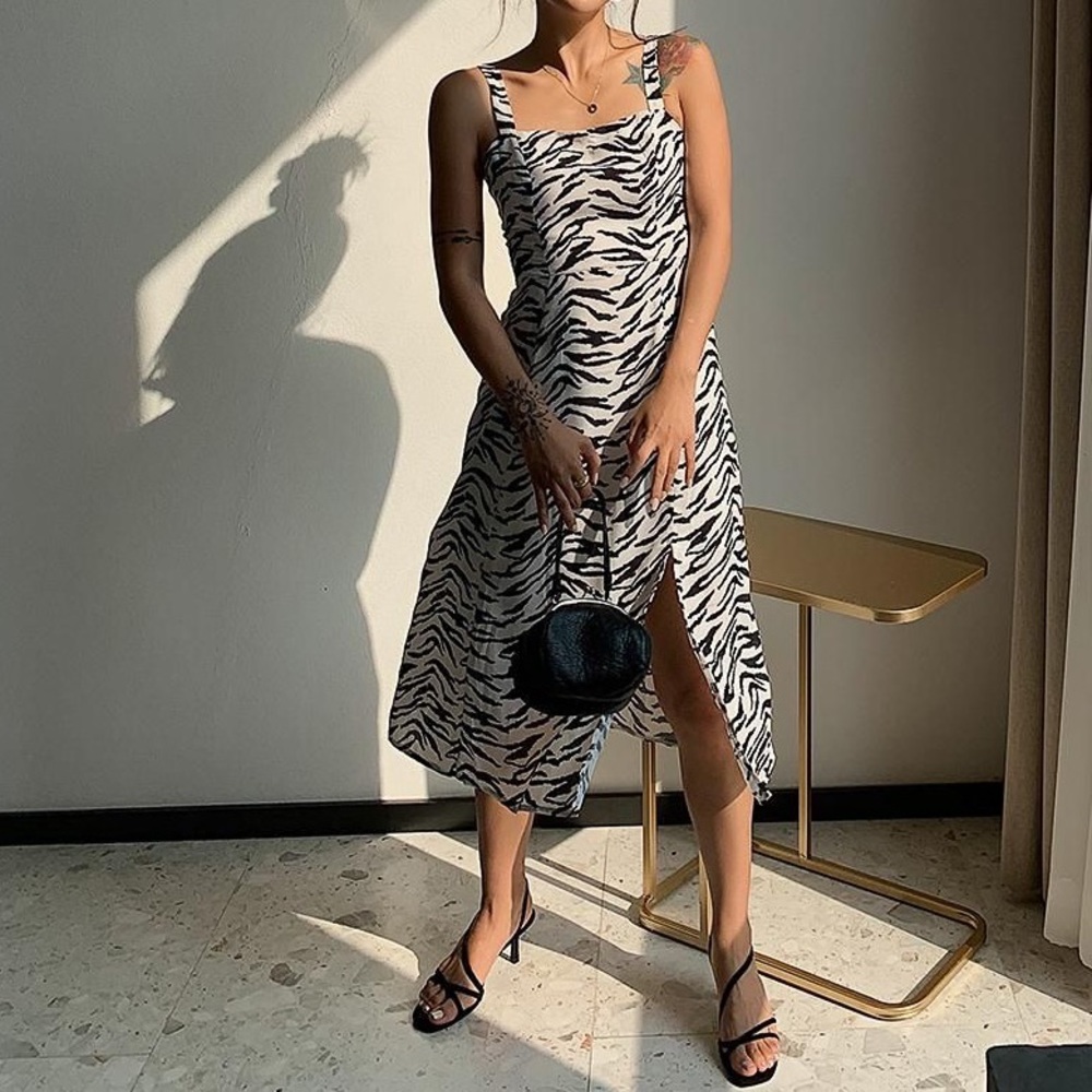 Girl Of The Moment Midi Dress